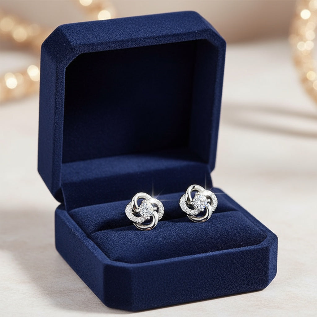 Kis virág fülbevaló whitegold